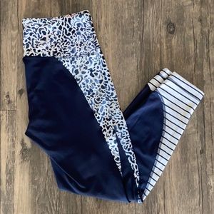 Athleta Cropped 7/8 Leggings - Leopard/Striped
